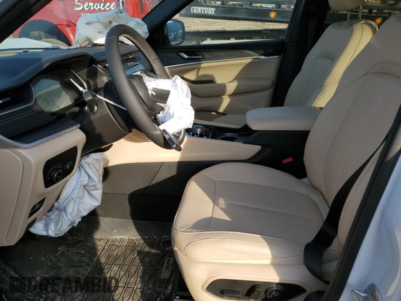 2025 Jeep Grand Cherokee Limited with VIN 1C4RJKBG4S8634961, listed as a Copart auction lot 49098965 with 231 mi miles and Salvage title. Bid and sale history available at DreamBid. Image 7.