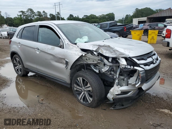 2021 Mitsubishi Outlander SE with VIN JA4APVAU3MU025935, listed as a Copart auction lot 57871655 with 63,451 mi miles and Salvage title. Bid and sale history available at DreamBid. Image 4.