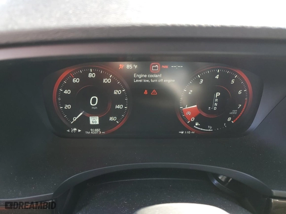 2018 Volvo S90 Momentum with VIN LVY982AK2JP039105, listed as a Copart auction lot 86025194 with 91482 miles and Clean Title. Bid and sale history available at carsss.com. Image 9.