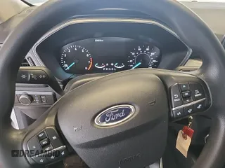 2020 Ford Escape S с VIN 1FMCU0F63LUB62520, выставлен на аукционе IAAI как лот 42726884 с пробегом 258 258 миль миль и . История ставок и продаж доступна на DreamBid. Изображение 13.