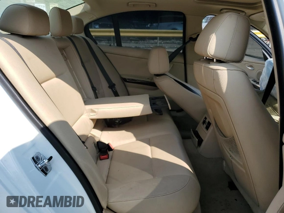 2008 BMW 3 Series 328xi with VIN WBAVC93558K043660, listed as a Copart auction lot 58417795 with Not provided miles and Salvage title. Bid and sale history available at DreamBid. Image 10.