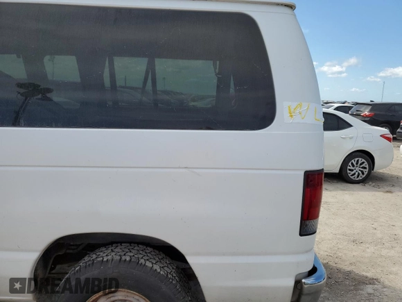 2005 Ford Econoline Passenger XL with VIN 1FBNE31L55HA98845, listed as a Copart auction lot 74541374 with Not Provided miles and Non Repairable. Bid and sale history available at carsss.com. Image 13.