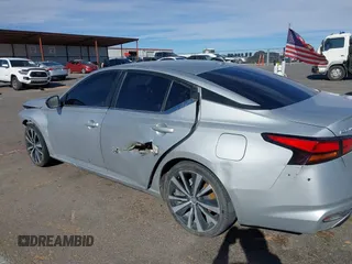 2020 Nissan Altima 2.5 SR with VIN 1N4BL4CV5LC185427, listed as a IAAI auction lot 38522740 with 57,874 mi miles. Bid and sale history available at carsss.com. Image 6.