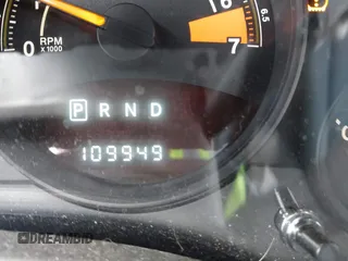 2016 Jeep Patriot High Altitude z VIN 1C4NJPFA5GD543228, wystawiony jako IAAI lot #41790893 z przebiegiem 109 949 mil mil oraz . Historia ofert i sprzedaży dostępna na DreamBid. Obrazek 16.