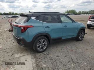 2024 Kia Seltos S z VIN KNDEU2AA2R7526583, wystawiony jako Copart lot #53225785 z przebiegiem 10 804 mil mil oraz Szkoda całkowita • Salvage title. Historia ofert i sprzedaży dostępna na DreamBid. Obrazek 3.