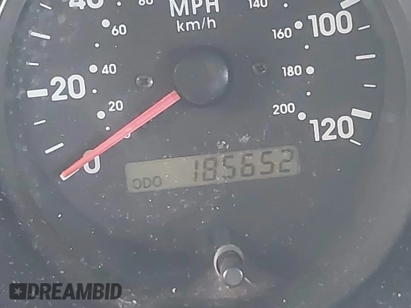 2001 Kia Sportage with VIN KNDJB723515095478, listed as a IAAI auction lot 41823976 with 185,652 mi miles. Bid and sale history available at carsss.com. Image 7.