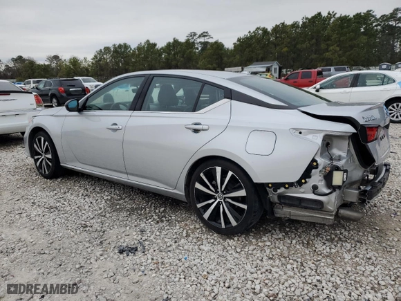 2022 Nissan Altima 2.5 SR with VIN 1N4BL4CV8NN344741, listed as a Copart auction lot 46458655 with 55,750 mi miles and Clean Title. Bid and sale history available at carsss.com. Image 2.