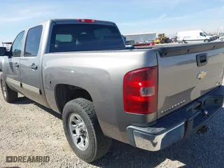 2009 Chevrolet Silverado 1500 LS with VIN 3GCEC13CX9G166432, listed as a IAAI auction lot 41450334 with 193,846 mi miles. Bid and sale history available at carsss.com. Image 3.