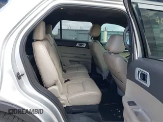 2011 Ford Explorer XLT with VIN 1FMHK7D83BGA72354, listed as a IAAI auction lot 41984046 with 205,623 mi miles and . Bid and sale history available at carsss.com. Image 8.