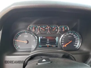 2019 Chevrolet Tahoe LT z VIN 1GNSKBKC1KR395673, wystawiony jako Copart lot #56041725 z przebiegiem 59 766 mil mil oraz Szkoda całkowita • Salvage title. Historia ofert i sprzedaży dostępna na DreamBid. Obrazek 9.