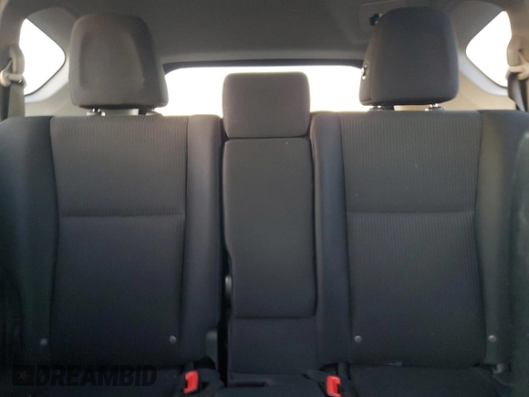 2015 Toyota RAV4 LE with VIN 2T3BFREV2FW381404, listed as a Copart auction lot 84966714 with 149,699 mi miles and Clean Title. Bid and sale history available at carsss.com. Image 10.