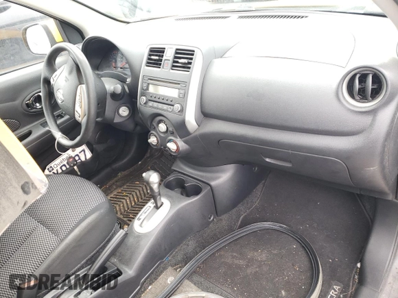 2018 Nissan Micra S z VIN 3N1CK3CP8JL257318, wystawiony jako Copart lot #81937884 z przebiegiem 87 948 mil mil oraz Szkody całkowita. Historia ofert i sprzedaży dostępna na DreamBid. Obrazek 8.