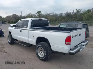 2002 Dodge Dakota Sport with VIN 1B7GL32X22S508401, listed as a IAAI auction lot 41591465 with 1 mi miles. Bid and sale history available at carsss.com. Image 3.
