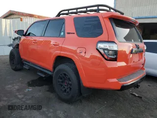 2023 Toyota 4Runner TRD Pro z VIN JTELU5JRXP6142113, wystawiony jako Copart lot #48787545 z przebiegiem 31 379 mil mil oraz Szkoda całkowita • Salvage title. Historia ofert i sprzedaży dostępna na DreamBid. Obrazek 2.