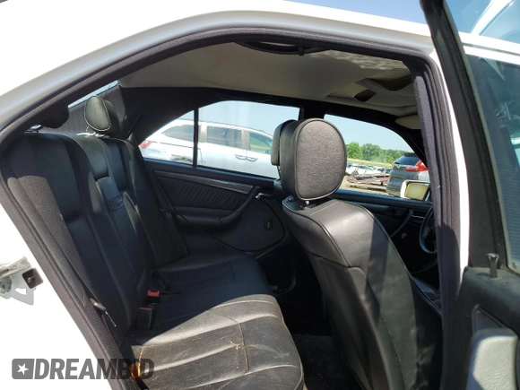1999 Mercedes-Benz C 230/260/280/320 с VIN WDBHA24G3XA757741, выставлен на аукционе Copart как лот 62602045 с пробегом 85 928 миль миль и Чистый • Clean title. История ставок и продаж доступна на DreamBid. Изображение 10.