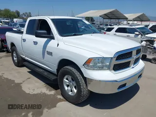 2017 Ram 1500 SLT z VIN 1C6RR7GG5HS583441, wystawiony jako IAAI lot #42391078 z przebiegiem 129 043 mil mil oraz . Historia ofert i sprzedaży dostępna na DreamBid. Obrazek 1.