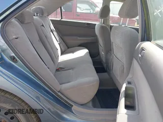 2004 Toyota Camry LE z VIN JTDBE32K140260522, wystawiony jako IAAI lot #42476400 z przebiegiem 152 466 mil mil oraz . Historia ofert i sprzedaży dostępna na DreamBid. Obrazek 8.