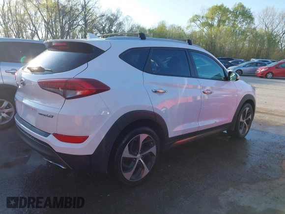 2016 Hyundai Tucson Limited with VIN KM8J33A29GU051038, listed as a IAAI auction lot 41995825 with 97,775 mi miles. Bid and sale history available at carsss.com. Image 4.