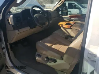 2005 Ford F-250 XL with VIN 1FTSW20P85EA09605, listed as a Copart auction lot 48584835 with 285,117 mi miles and Salvage Title. Bid and sale history available at DreamBid. Image 7.