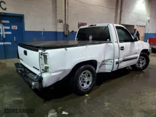 2002 Chevrolet Silverado 1500 with VIN 1GCEC14W42Z286600, listed as a Copart auction lot 42590885 with 234,109 mi miles and Salvage Title. Bid and sale history available at carsss.com. Image 3.