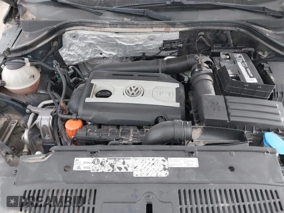 2013 Volkswagen Tiguan SE z VIN WVGAV7AXXDW519677, wystawiony jako IAAI lot #42264759 z przebiegiem 103 913 mil mil oraz . Historia ofert i sprzedaży dostępna na DreamBid. Obrazek 10.