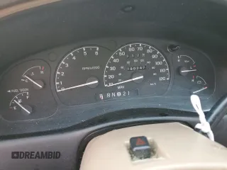 1999 Ford Explorer XLT z VIN 1FMZU35P1XZA10234, wystawiony jako Copart lot #45131435 z przebiegiem 180 247 mil mil oraz Szkoda całkowita • Salvage title. Historia ofert i sprzedaży dostępna na DreamBid. Obrazek 9.