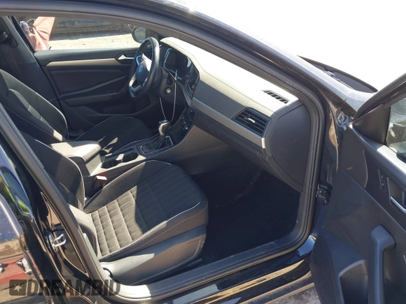 2022 Volkswagen Jetta Sport with VIN 3VWBM7BU5NM025886, listed as a IAAI auction lot 41711819 with 54,945 mi miles and . Bid and sale history available at DreamBid. Image 5.