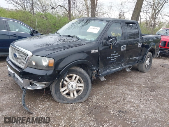 2004 Ford F-150 XLT with VIN 1FTPW14514KB78745, listed as a IAAI auction lot 41964194 with 318,642 mi miles. Bid and sale history available at carsss.com. Image 2.