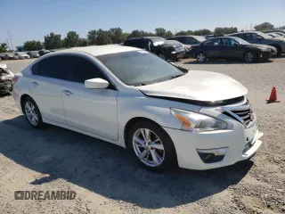 2015 Nissan Altima 2.5 z VIN 1N4AL3AP2FC245887, wystawiony jako Copart lot #64830275 z przebiegiem 97 734 mil mil oraz Szkoda całkowita • Salvage title. Historia ofert i sprzedaży dostępna na DreamBid. Obrazek 4.