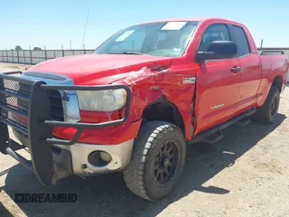 2008 Toyota Tundra z VIN 5TFBV54128X080074, wystawiony jako IAAI lot #42227681 z przebiegiem 176 042 mil mil oraz . Historia ofert i sprzedaży dostępna na DreamBid. Obrazek 6.