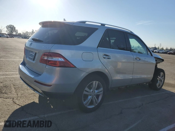 2013 Mercedes-Benz M 350 с VIN 4JGDA5HB9DA201392, выставлен на аукционе Copart как лот 59992295 с пробегом 92 769 миль миль и Списание • Salvage title. История ставок и продаж доступна на DreamBid. Изображение 3.
