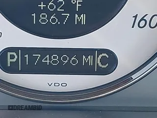 2007 Mercedes-Benz E-Class 3.5L with VIN WDBUF56X97B132401, listed as a IAAI auction lot 41601945 with 174,896 mi miles. Bid and sale history available at carsss.com. Image 15.
