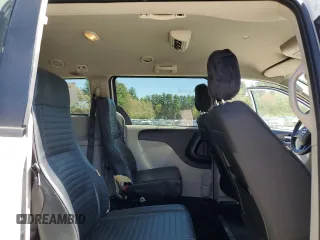 2019 Dodge Grand Caravan SE with VIN 2C4RDGBG9KR805034, listed as a Copart auction lot 55257705 with 179,384 mi miles and Clean Title. Bid and sale history available at DreamBid. Image 11.