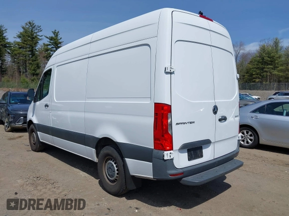 2019 Mercedes-Benz Sprinter Cargo with VIN WD3PF0CD4KT003734, listed as a IAAI auction lot 41992890 with 68,378 mi miles. Bid and sale history available at carsss.com. Image 3.