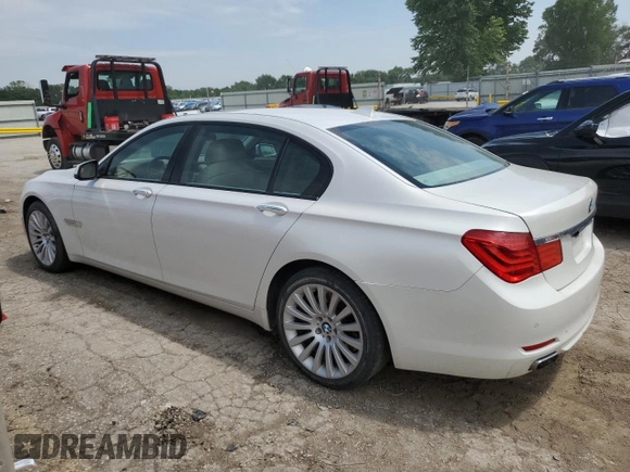 2009 BMW 7 Series 750Li with VIN WBAKB83599CY58147, listed as a Copart auction lot 59238475 with 124,336 mi miles and Salvage title. Bid and sale history available at DreamBid. Image 2.