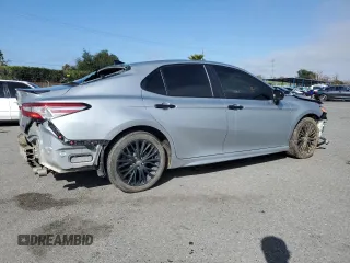 2020 Toyota Camry SE with VIN 4T1G11AK2LU322195, listed as a Copart auction lot 48366355 with 93,451 mi miles and Salvage Title. Bid and sale history available at carsss.com. Image 3.
