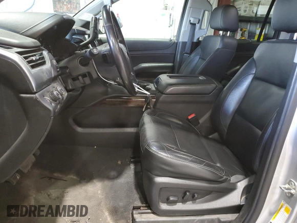 2020 Chevrolet Suburban LT z VIN 1GNSKHKC6LR274514, wystawiony jako Copart lot #55775945 z przebiegiem 268 319 mil mil oraz Czysty tytuł • Clean title. Historia ofert i sprzedaży dostępna na DreamBid. Obrazek 7.