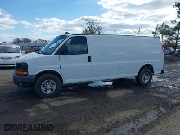 2016 Chevrolet Express Cargo Van with VIN 1GCWGBFF6G1154276, listed as a IAAI auction lot 41523966 with 70,558 mi miles. Bid and sale history available at carsss.com. Image 14.