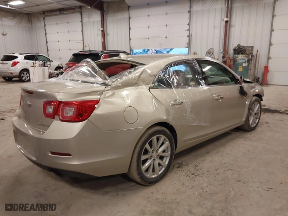 2013 Chevrolet Malibu LTZ with VIN 1G11H5SA0DF176624, listed as a IAAI auction lot 41478587 with 89,206 mi miles. Bid and sale history available at carsss.com. Image 4.