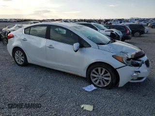 2014 Kia Forte EX with VIN KNAFX4A82E5104921, listed as a Copart auction lot 47372735 with 40,900 mi miles and Salvage Title. Bid and sale history available at carsss.com. Image 4.