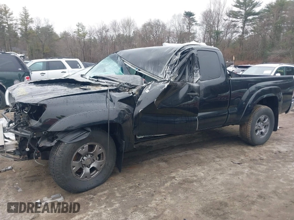2011 Toyota Tacoma with VIN 5TFUU4EN9BX007217, listed as a IAAI auction lot 41798391 with 71,684 mi miles. Bid and sale history available at carsss.com. Image 15.