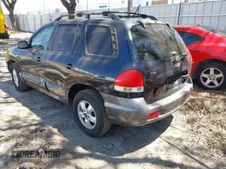 2005 Hyundai Santa Fe GLS z VIN KM8SC13D45U999254, wystawiony jako IAAI lot #41990228 z przebiegiem 154 188 mil mil oraz . Historia ofert i sprzedaży dostępna na DreamBid. Obrazek 3.