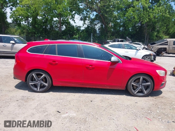 2015 Volvo V60 with VIN YV1902SP7F1221377, listed as a IAAI auction lot 42347523 with 156,787 mi miles and . Bid and sale history available at DreamBid. Image 13.