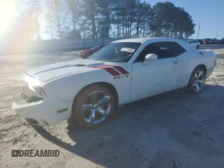 2014 Dodge Challenger R/T z VIN 2C3CDYBT4EH154046, wystawiony jako Copart lot #44773895 z przebiegiem 137 685 mil mil oraz Szkody całkowita. Historia ofert i sprzedaży dostępna na DreamBid. Obrazek 1.