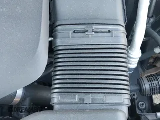 2020 Mercedes-Benz C 43 AMG z VIN WDDWJ6EB4LF943536, wystawiony jako IAAI lot #40410546 z przebiegiem 30 974 mil mil oraz . Historia ofert i sprzedaży dostępna na DreamBid. Obrazek 21.