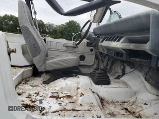 1990 Jeep Wrangler "S" with VIN 2J4FY19E6LJ528040, listed as a Copart auction lot 70989084 with 176,416 mi miles and Salvage Title. Bid and sale history available at carsss.com. Image 7.