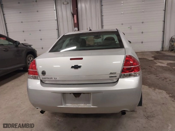 2015 Chevrolet Impala Limited LT with VIN 2G1WB5E36F1141195, listed as a IAAI auction lot 41735809 with NaN miles. Bid and sale history available at carsss.com. Image 16.