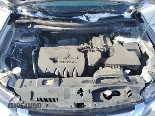 2018 Mitsubishi Outlander ES z VIN JA4AZ2A35JZ008634, wystawiony jako Copart lot #87673985 z przebiegiem 65 767 mil mil oraz Nie do naprawy • Non repairable. Historia ofert i sprzedaży dostępna na DreamBid. Obrazek 12.