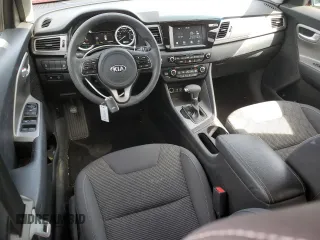 2017 Kia Niro LX with VIN KNDCB3LCXH5050563, listed as a Copart auction lot 51503575 with 149,140 mi miles and Salvage Title. Bid and sale history available at carsss.com. Image 8.