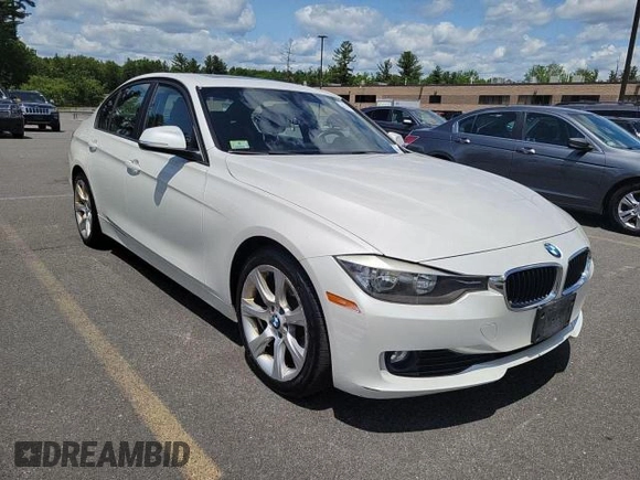 2013 BMW 3 Series 320i xDrive с VIN WBA3C3C5XDF982665, выставлен на аукционе Copart как лот 61688265 с пробегом 122 398 миль миль и Чистый • Clean title. История ставок и продаж доступна на DreamBid. Изображение 1.